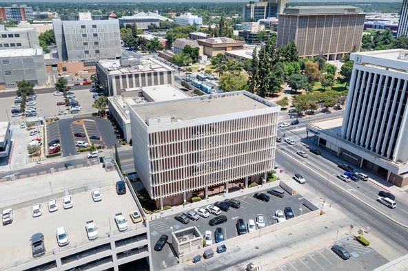 Office Space Available in Excellent Condition & Move-In Ready : 1221 Van Ness Ave, Fresno, CA 93721